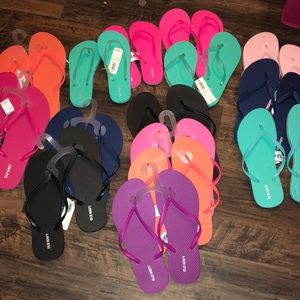 Bundle of 15 pairs of old navy sandals kids/adult
